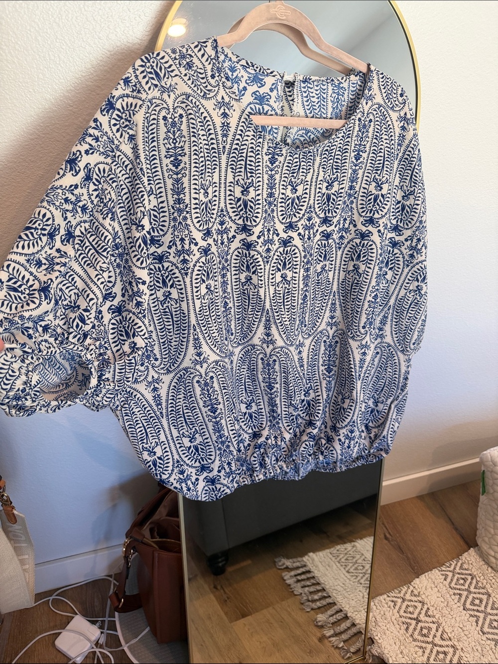 SHEIN Blue and White Printed Puff Sleeve Blouse
